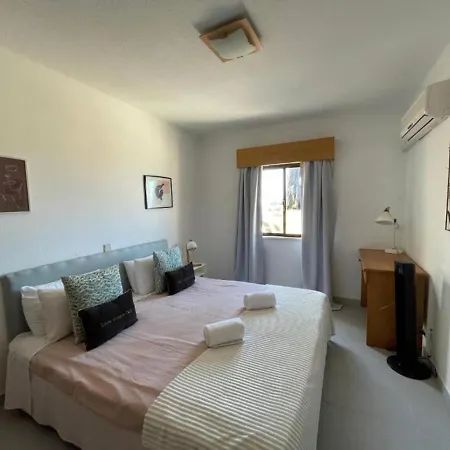 Terrace And Sea View Apartment